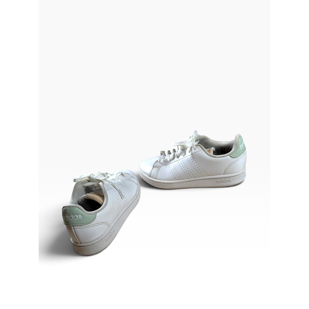 Adidas Advantage women's size 7 Sneakers